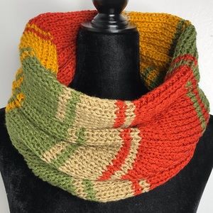Rocco Wear Hand-knit cowl neck scarf